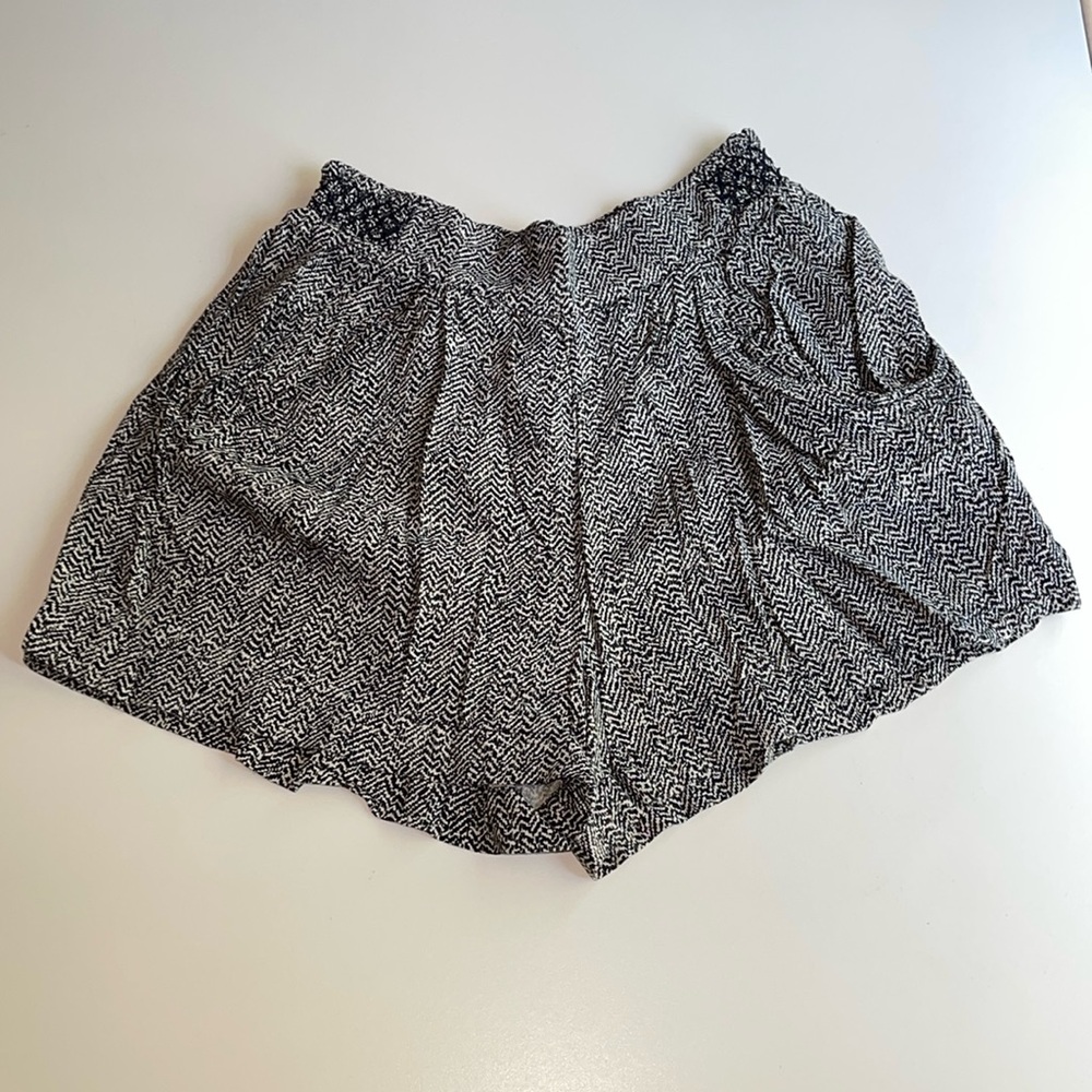 Urban Outfitters Ecoté Printed Pull On Shorts